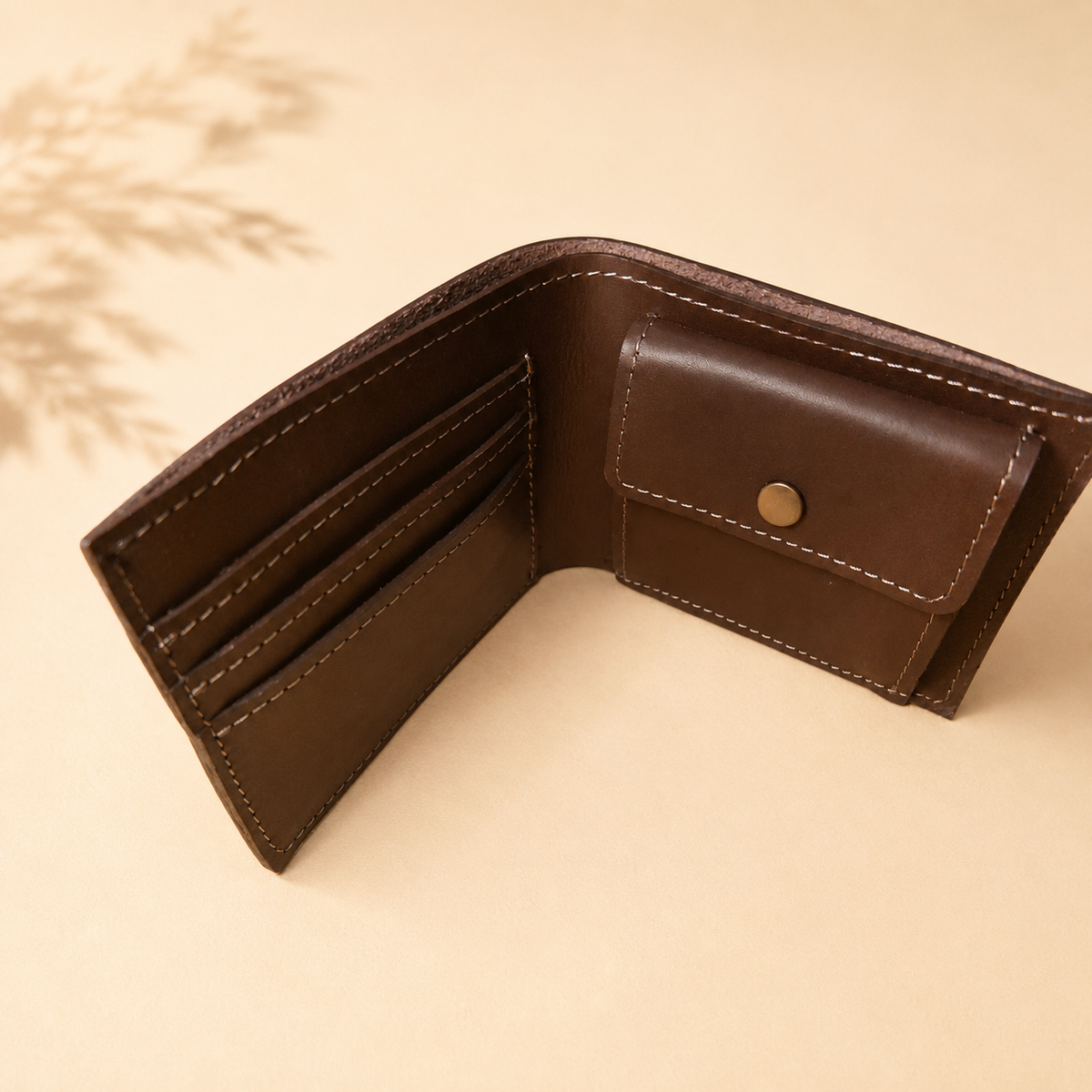 Portefeuille artisanal en cuir