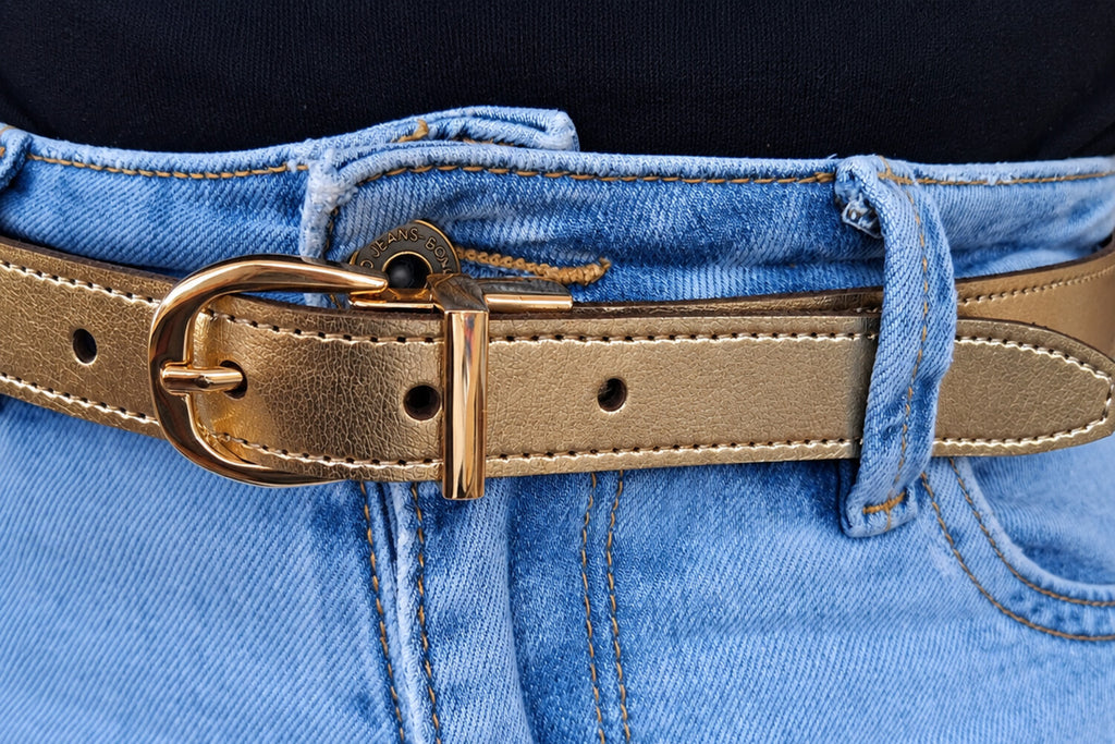 Ceinture fine en cuir doré – Boucle à ardillon